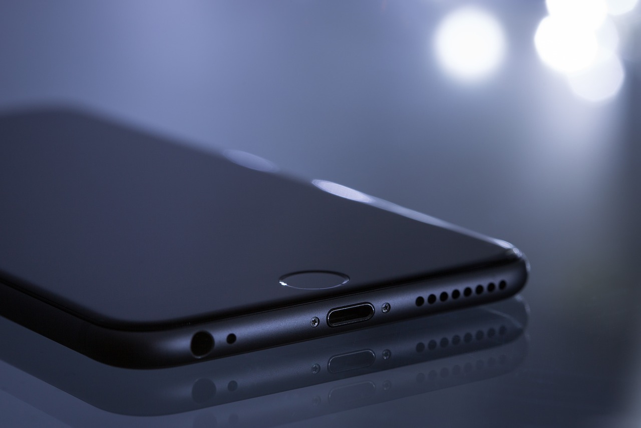Layanan service iPhone Terbaik di Gombong - Reparasi iPhone yang Cepat, Handal, dan Terjangkau