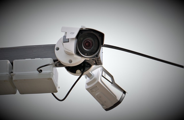 Sistem monitoring online CCTV telah membuktikan sebagai alat yang efektif dalam meningkatkan keamanan dan memantau lalu lintas di Kota Batu, Malang.