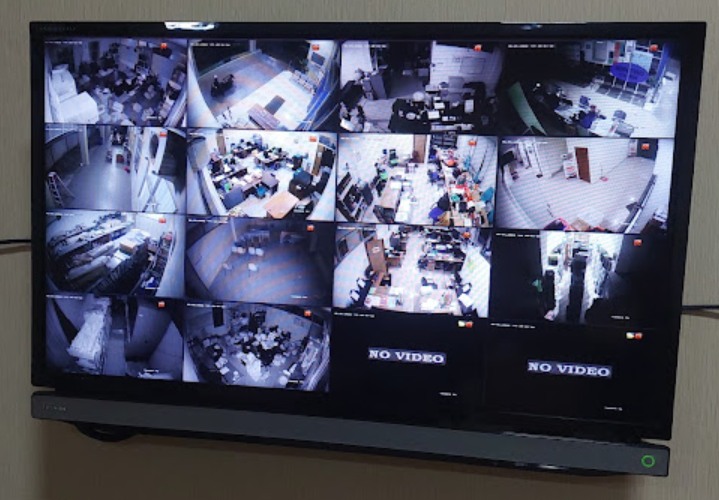 CCTV di Purbalingga juga tersedia secara online. Dengan adanya siaran langsung CCTV, masyarakat dapat mengakses gambar dan video yang diambil oleh kamera pengawas secara real-time.