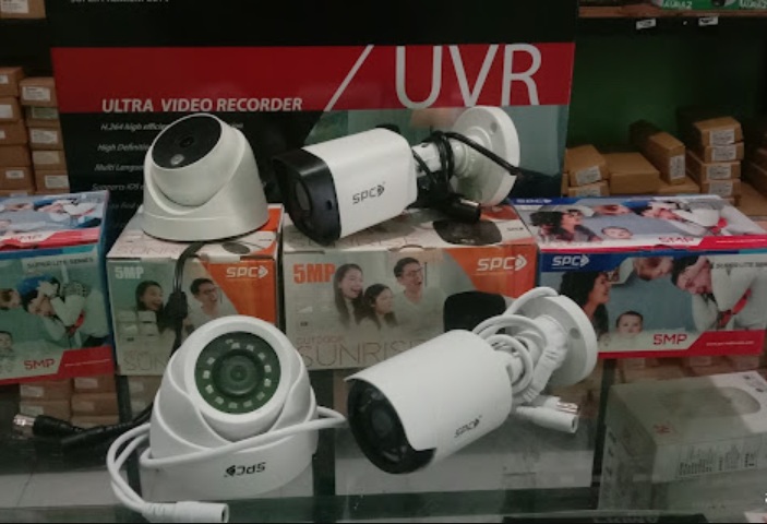 Toko CCTV di Madiun, ada beberapa lokasi dengan perlengkapan CCTV yang lengkap. Mereka menawarkan berbagai macam kamera CCTV yang berkualitas dan perangkat terkait lainnya.