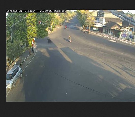 Terdapat 17 lokasi pemasangan CCTV yang dapat diakses secara Online di Kabupaten Karanganyar, Jawa Tengah. CCTV Online tersebut dikelola oleh Dinas Perhubungan (Dishub) Kabupaten Karanganyar.