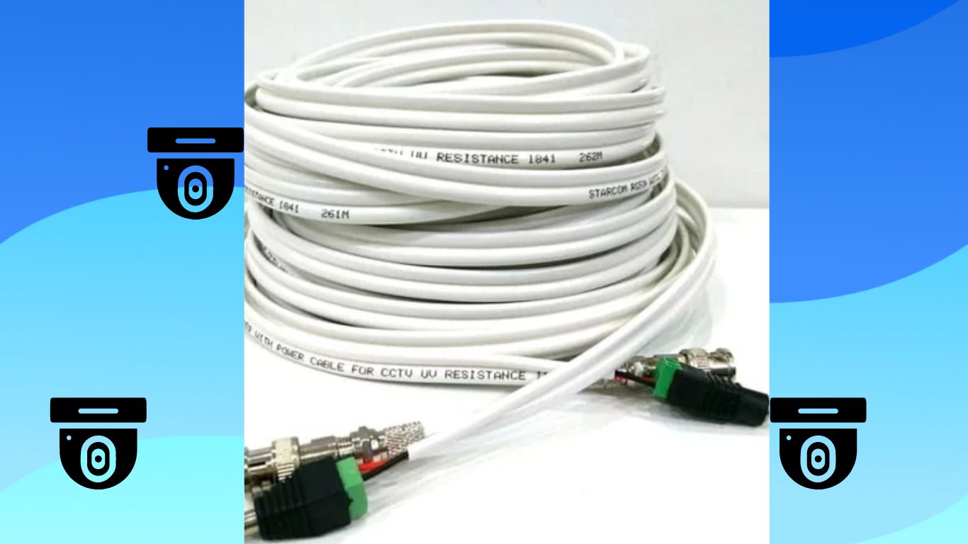 Terdapat beberapa jenis konektor yang umumnya digunakan dalam instalasi CCTV, yaitu RJ45 untuk menghubungkan kabel UTP dalam instalasi kamera IP, dan BNC untuk menghubungkan kabel coaxial dalam instalasi kamera analog.