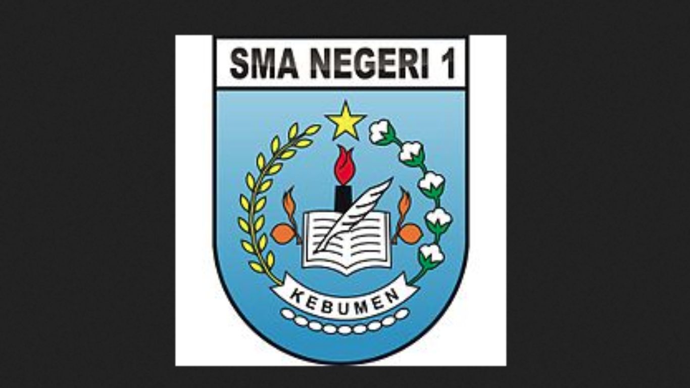 Sekolah Menengah Atas Negeri 1 (SMAN 1) Kebumen atau yang lebih dikenal dengan nama SMANSA adalah salah satu sekolah menengah atas berstatus negeri di Kabupaten Kebumen, Jawa Tengah. Sekolah ini secara resmi dibuka pada tanggal 1 Agustus 1959 dengan jumlah siswa saat itu 157 siswa.