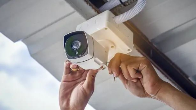 Cara Pasang CCTV Sendiri di Rumah, Tidak Perlu Panggil Teknisi!